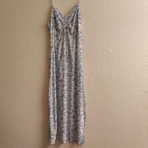 NEW Chic Blue and White Ditsy Floral Maxi Dress HGRD